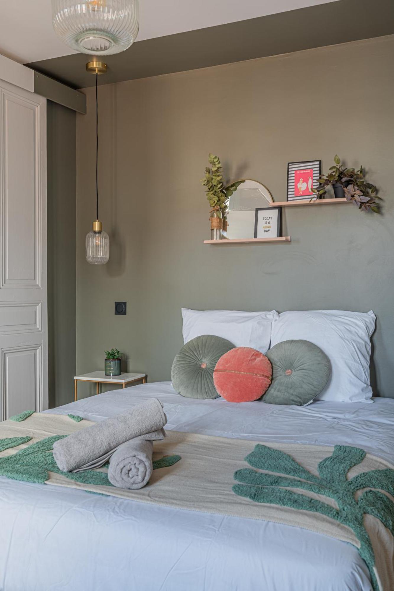 Le Felix Appart'Hotel Romans-sur-Isère Eksteriør billede