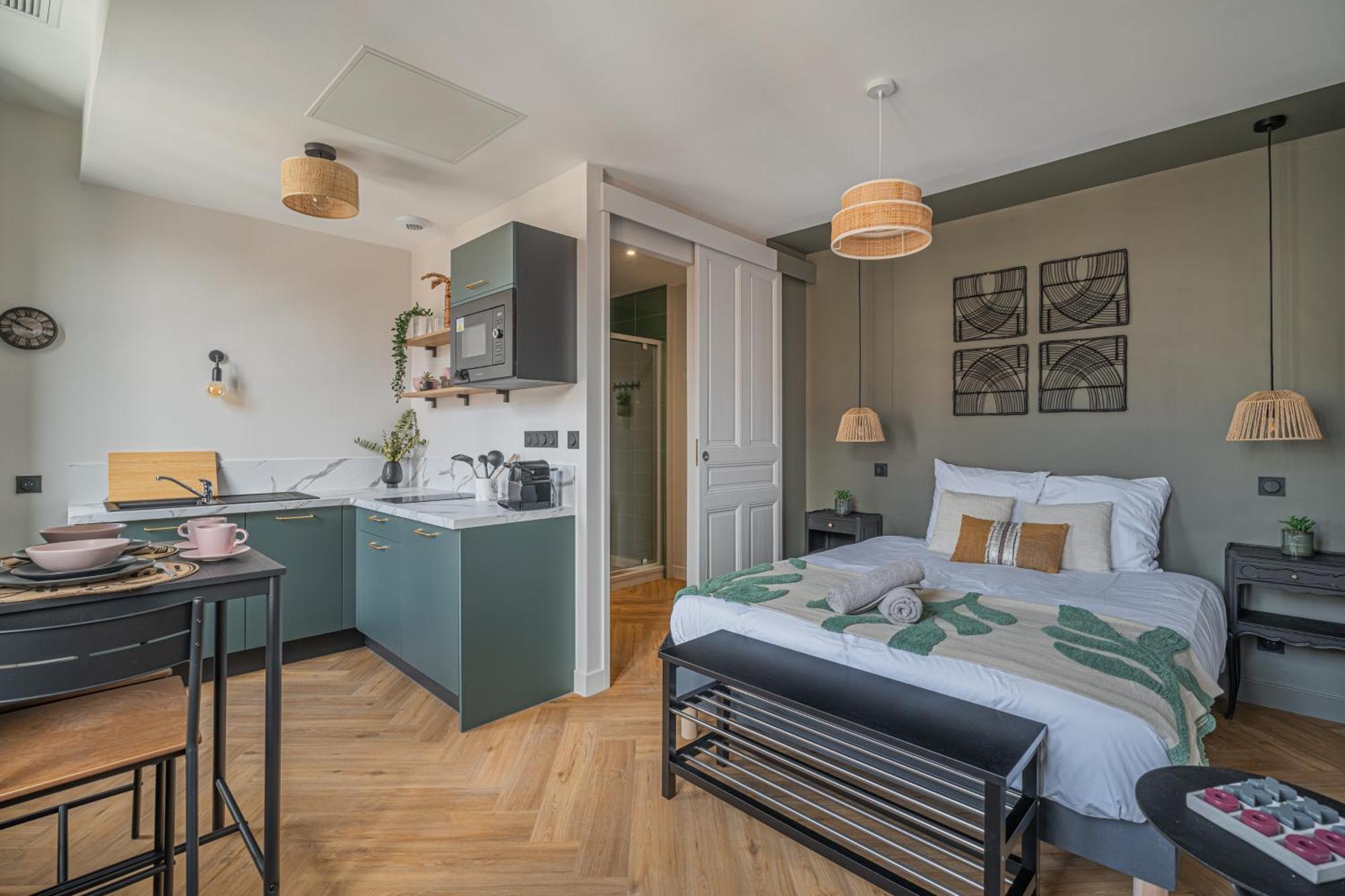 Le Felix Appart'Hotel Romans-sur-Isère Eksteriør billede