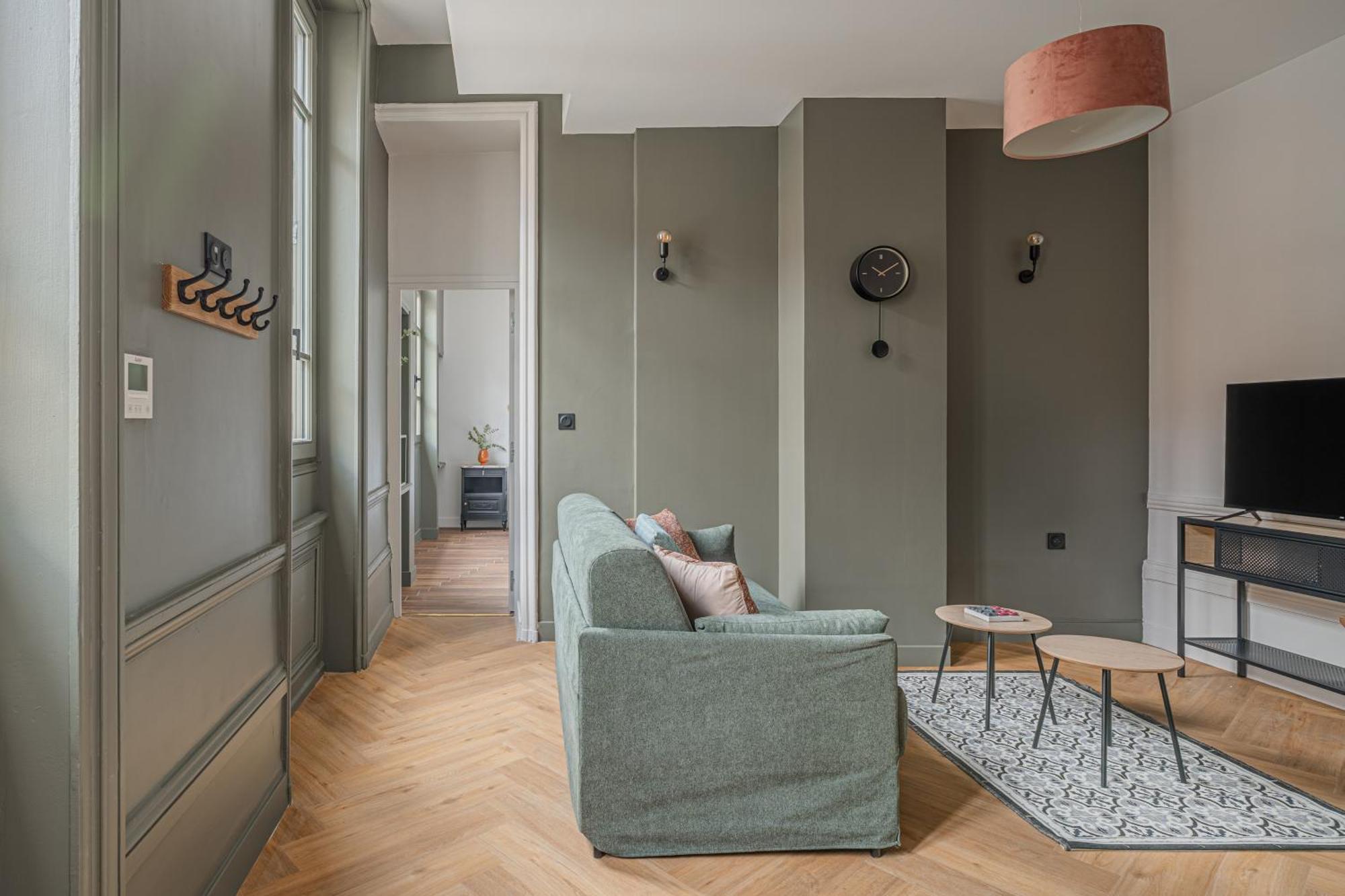 Le Felix Appart'Hotel Romans-sur-Isère Eksteriør billede