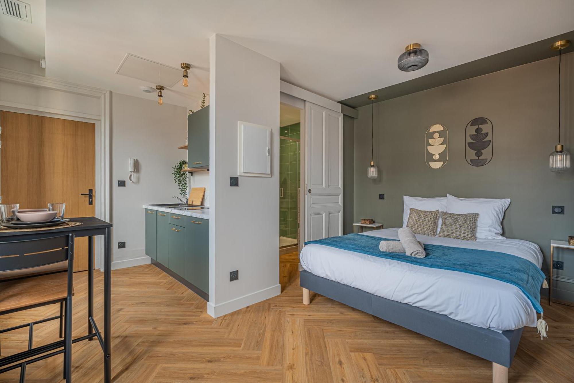 Le Felix Appart'Hotel Romans-sur-Isère Eksteriør billede